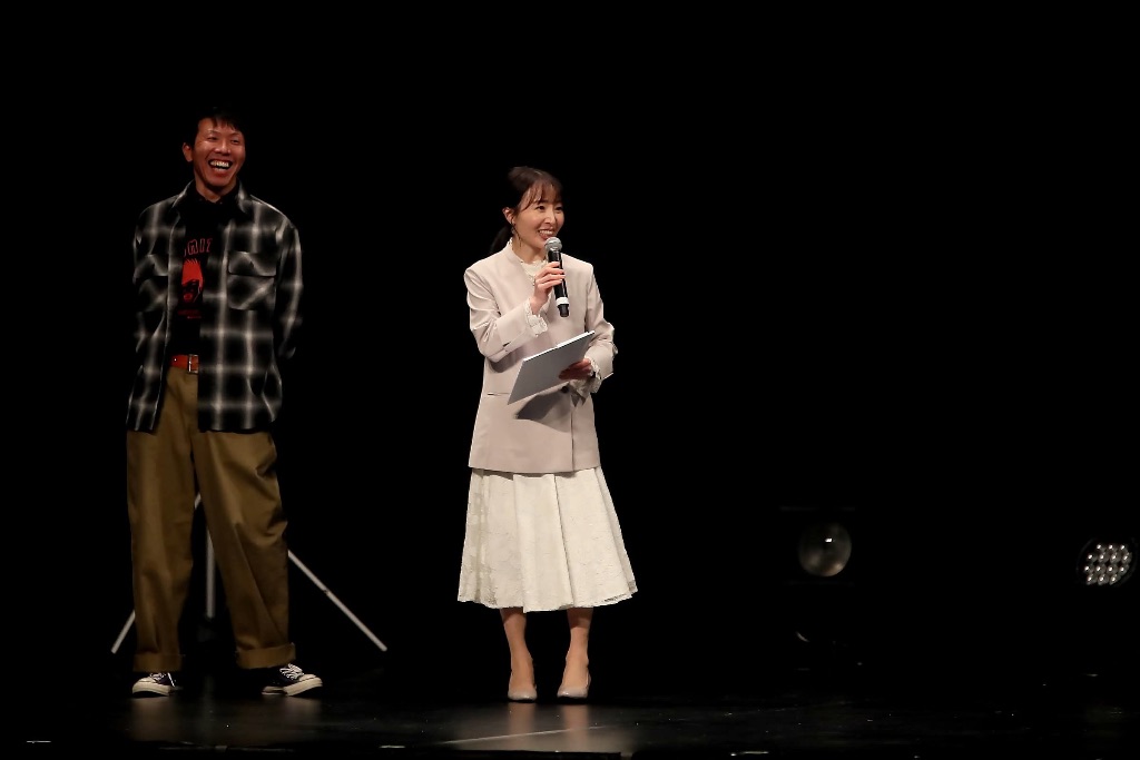 ステージ司会
